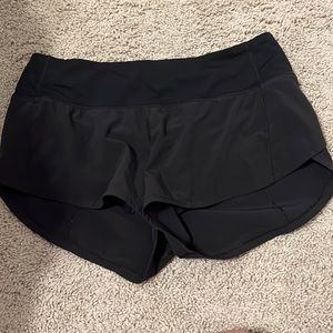 Lululemon Black speed ups